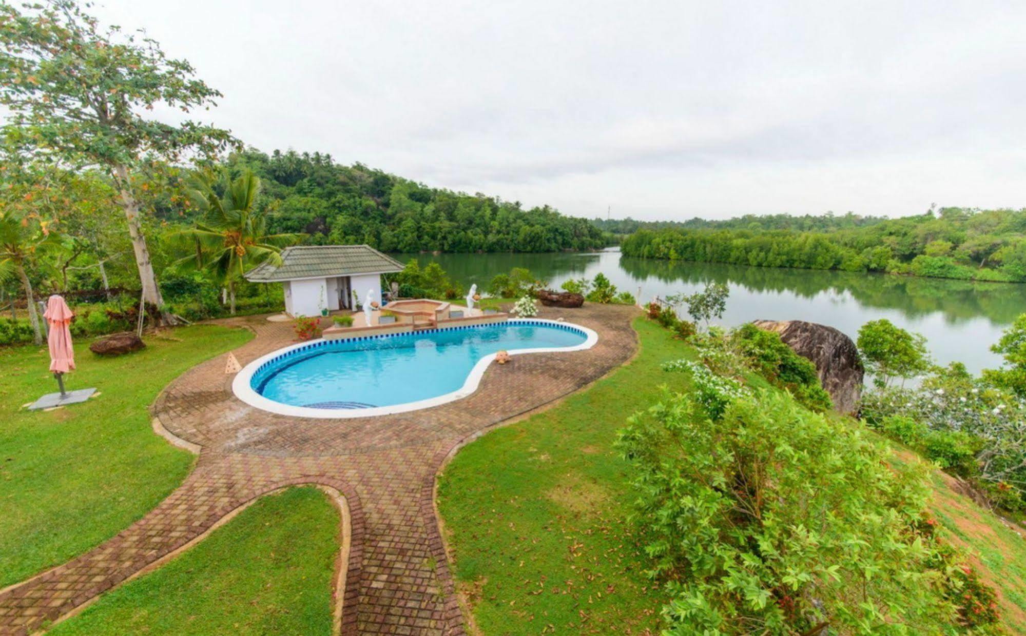Hikka Hide Villa Hikkaduwa Extérieur photo